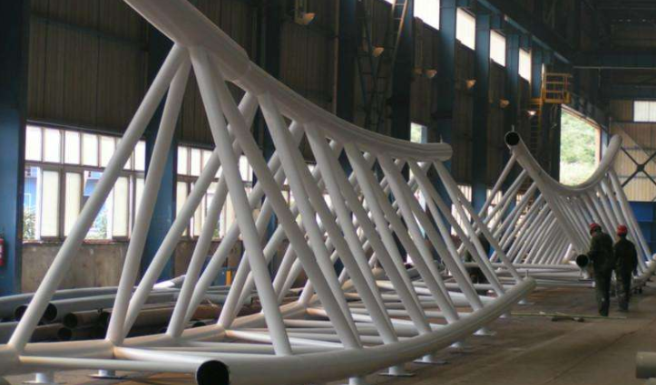 胶南管廊钢结构与桁架结构的管道支架应该如何区分