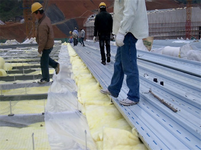 胶南安吉县体育馆网架